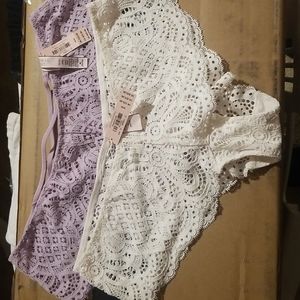 Lot VS Very Sexy Cheeky, VS Dream Angel's cheeky